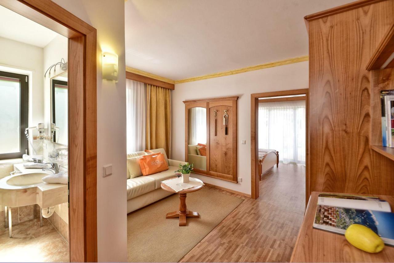 Hotel Sonnenburg Μεράνο Εξωτερικό φωτογραφία